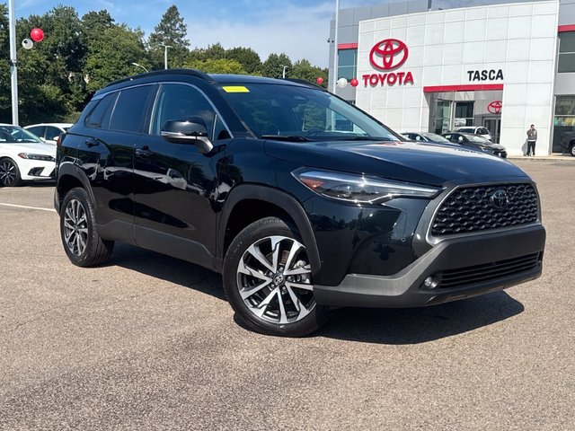2025 Toyota Corolla Cross XLE