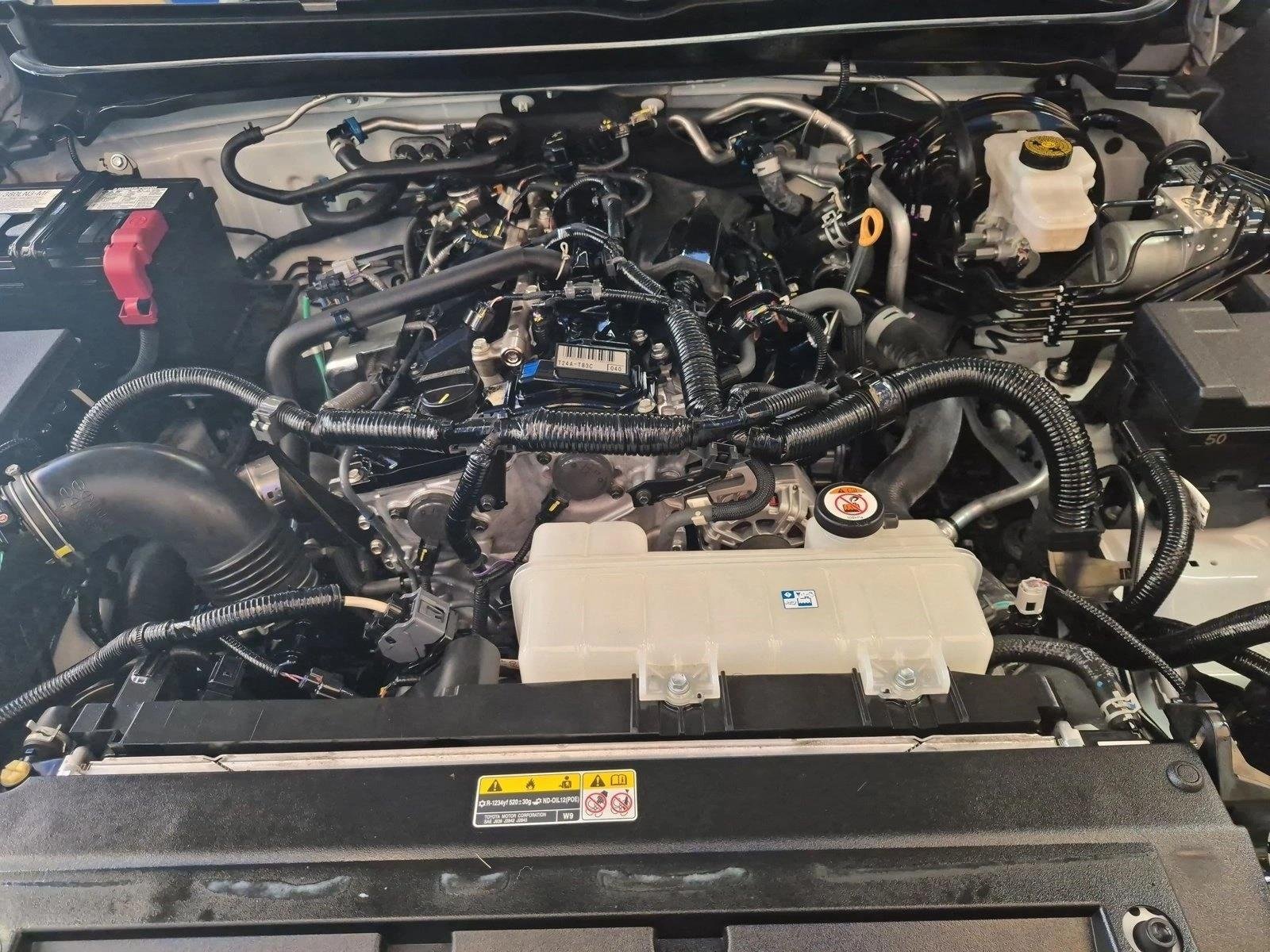 Used 2024 Ice Cap Toyota SR5 image 21