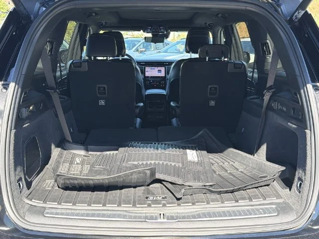 Used 2023 Black Jeep Overland image 42