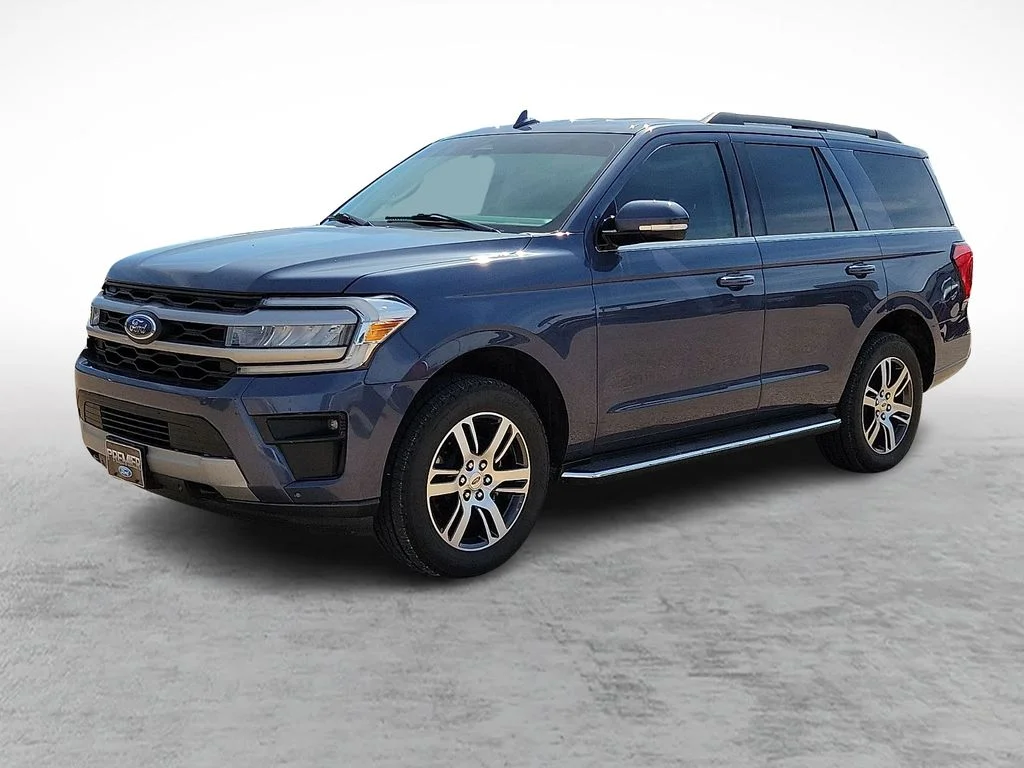 Used 2022 Blue Ford XLT image 5