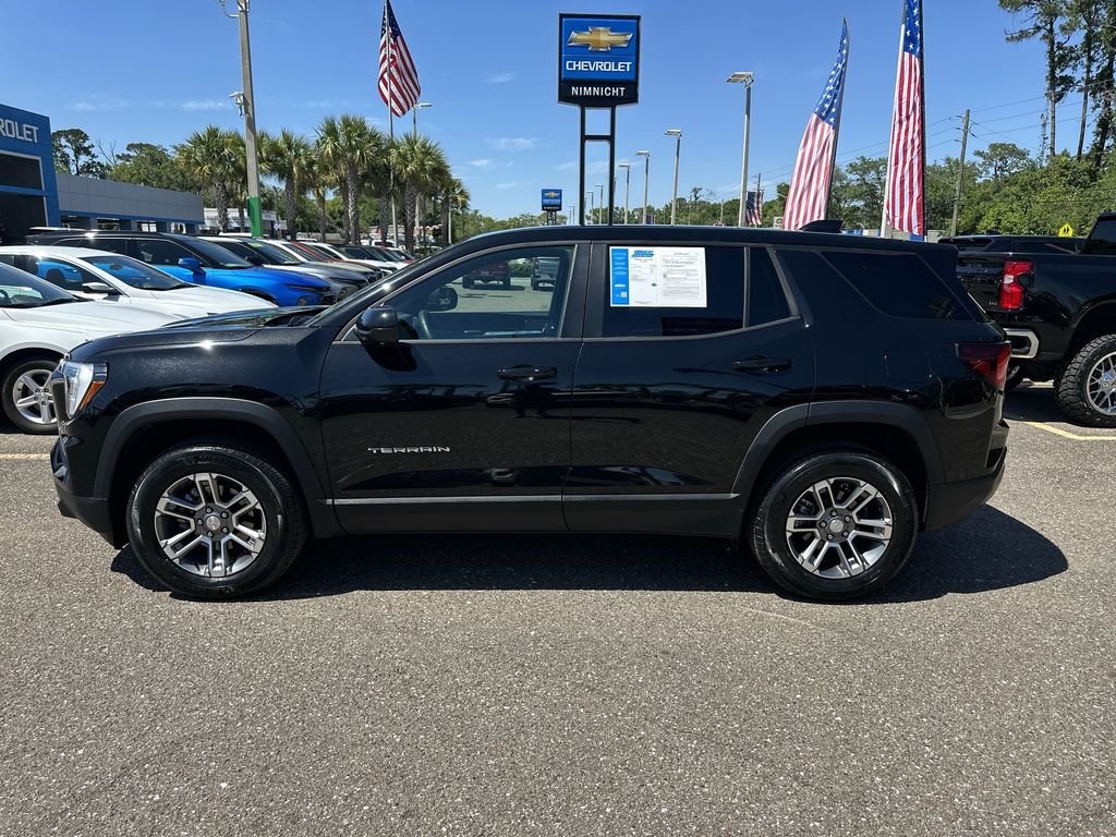Used 2026 Ebony Twilight Metallic GMC Elevation image 13