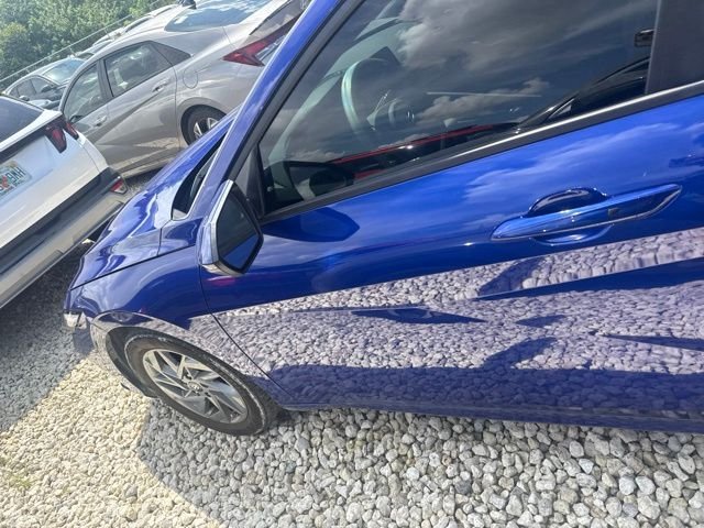Used 2024 Blue Hyundai SEL image 10