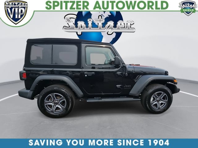 Used 2022 Black Jeep Sport S image 1