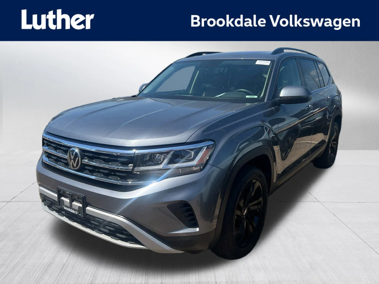 2022 Volkswagen Atlas 3.6L SE w/Tech 4MOTION's photo