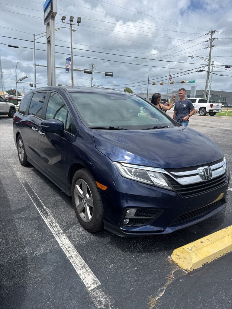 Used 2019  Honda EX-L image 2