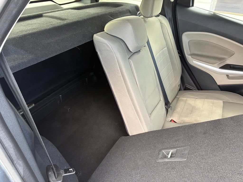 Used 2020  Ford S image 48