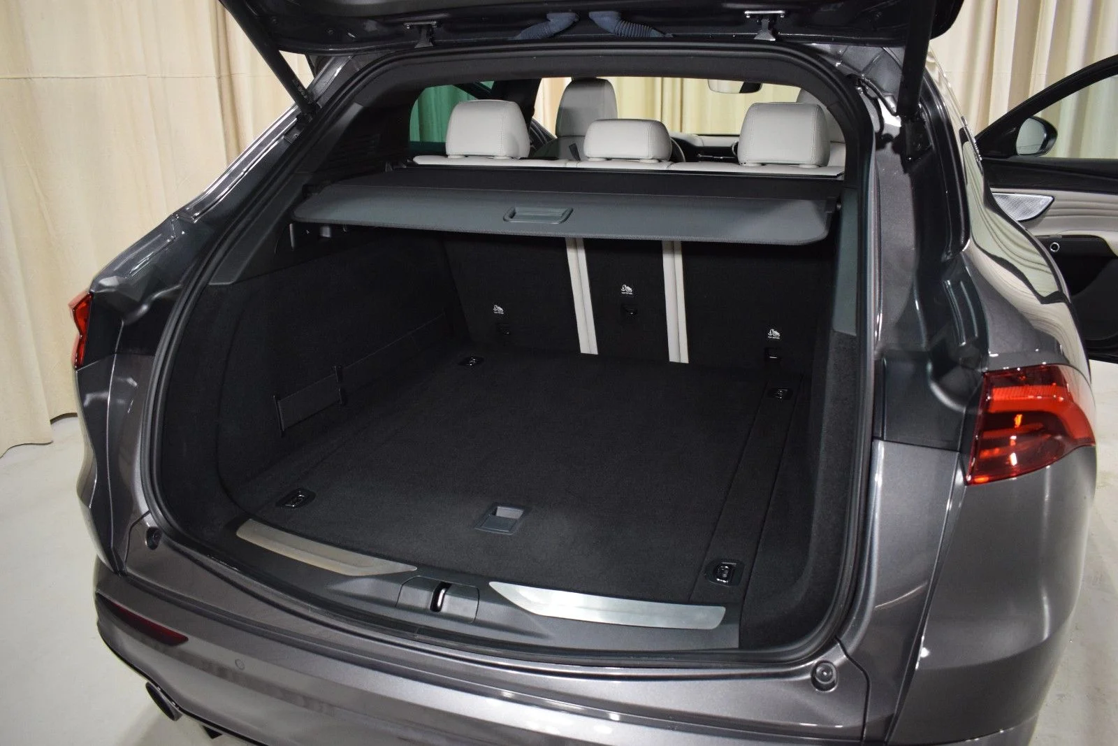 Certified Used 2024 Gray Maserati  image 39