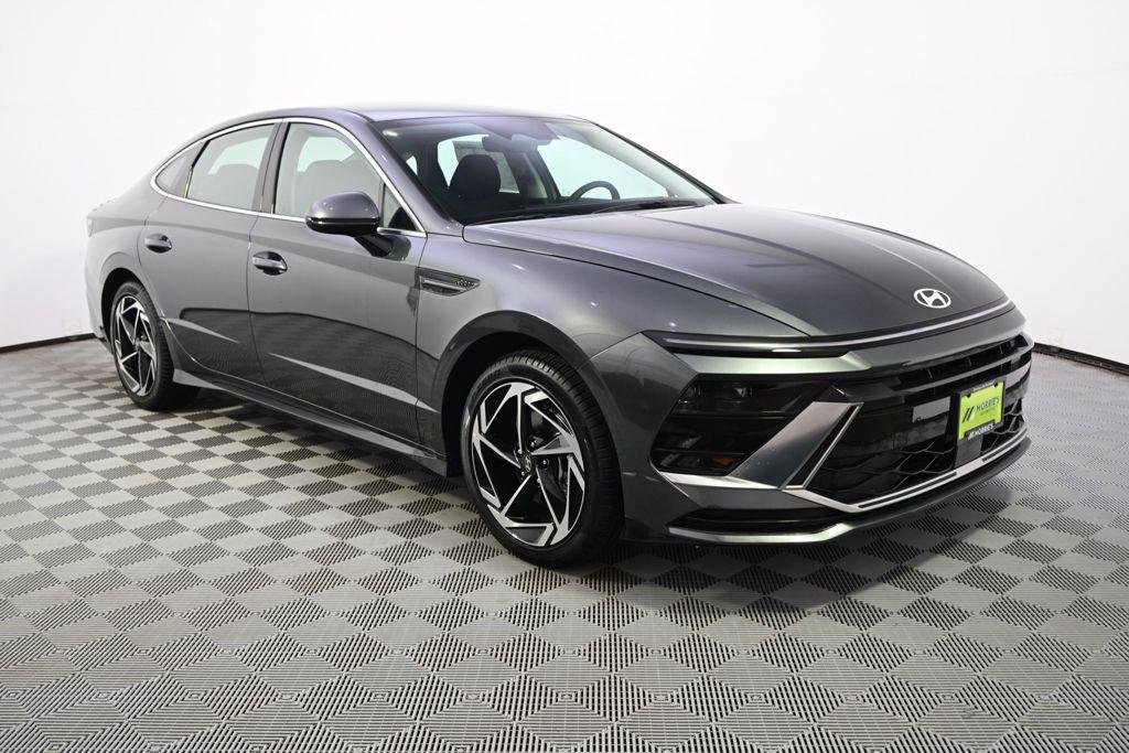 New 2026 Gray Hyundai SEL Sport image 8