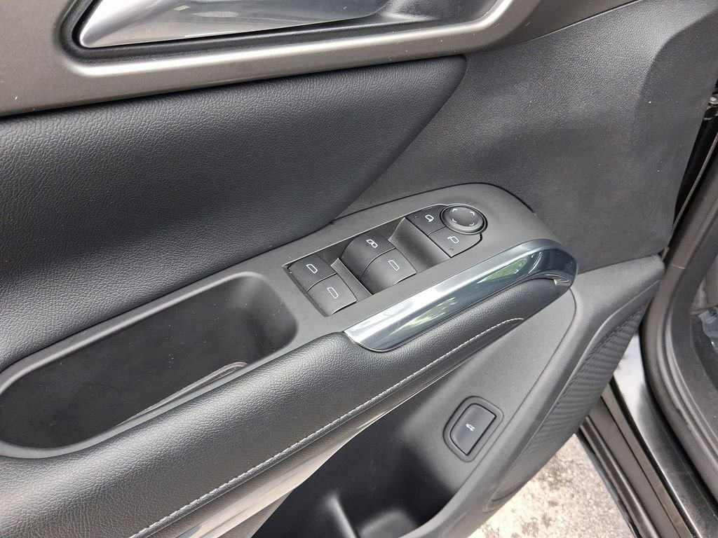 Used 2025 Black Chevrolet LT image 19