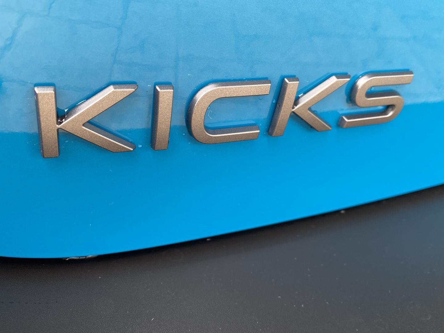 New 2026 Arctic Ice Blue Metallic / Super Black Two-tone Nissan SR image 8