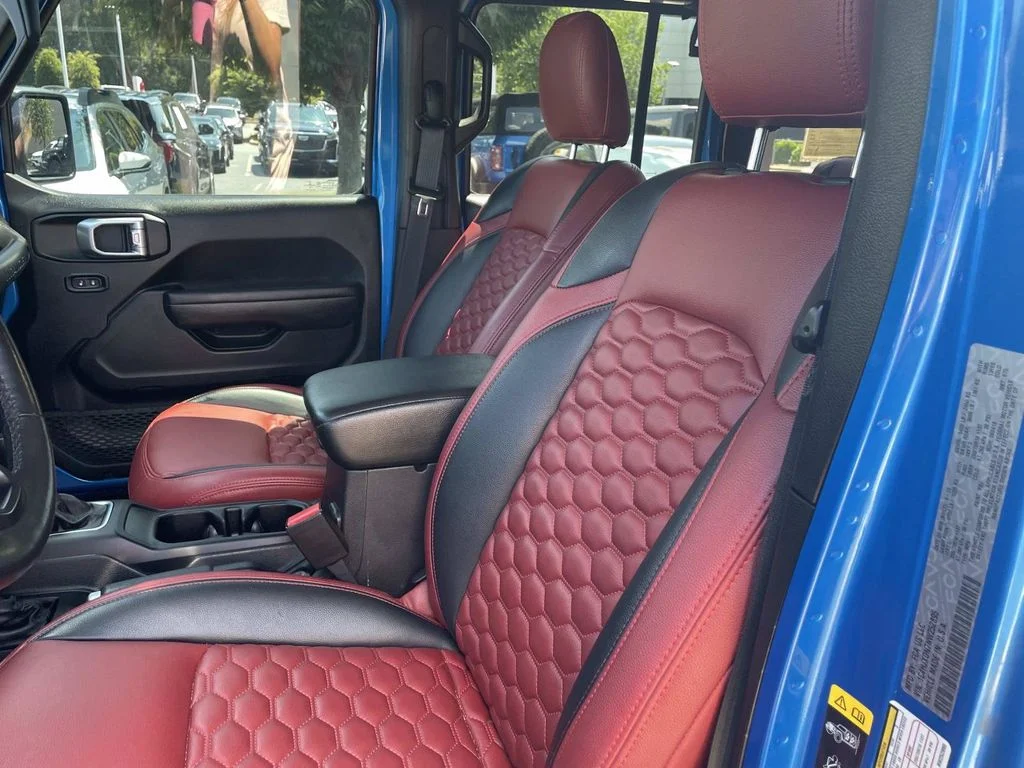 Used 2022 Blue Jeep Unlimited Sport Altitude image 22