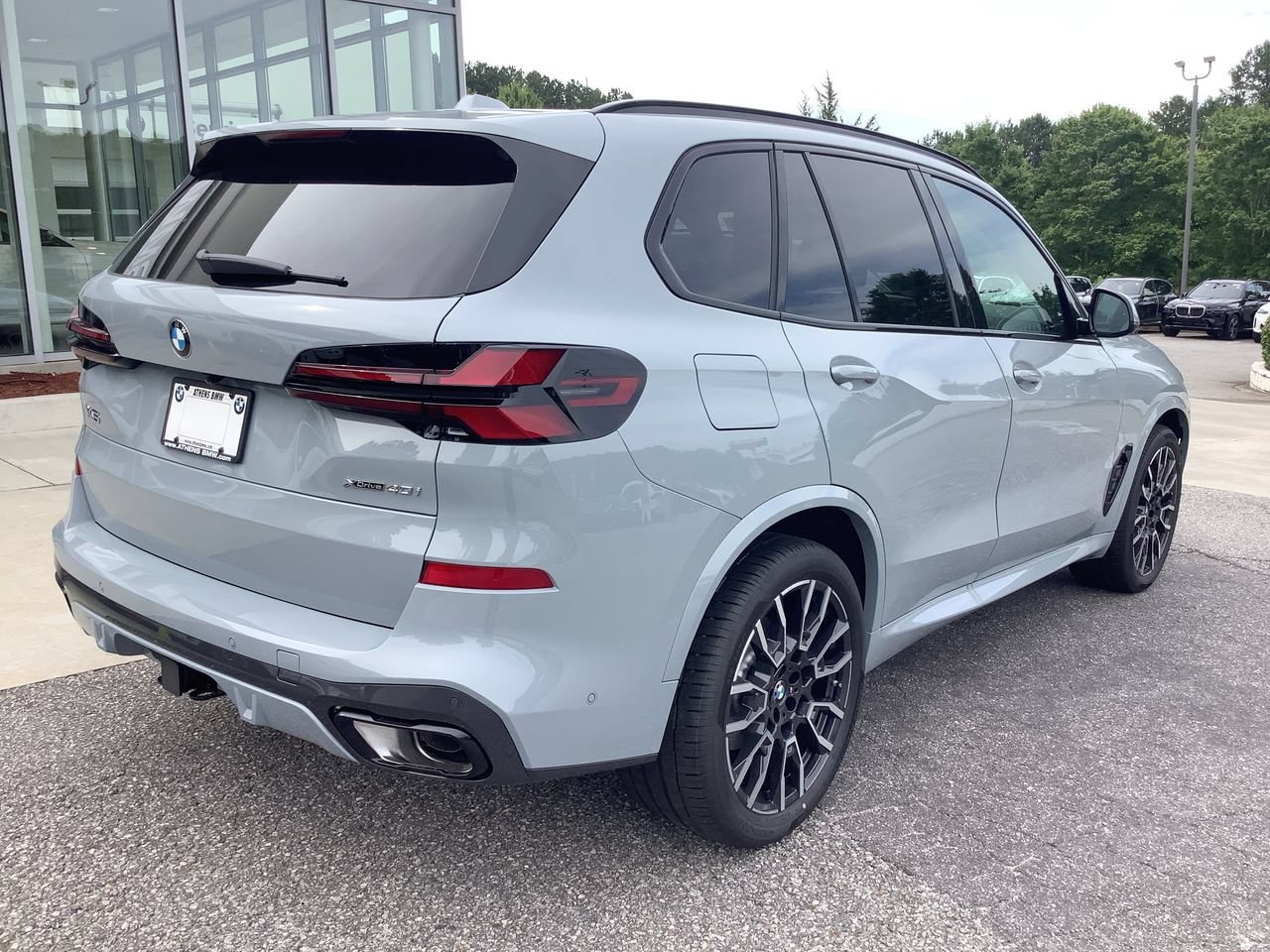 New 2026 Brooklyn Grey Metallic BMW xDrive40i image 8