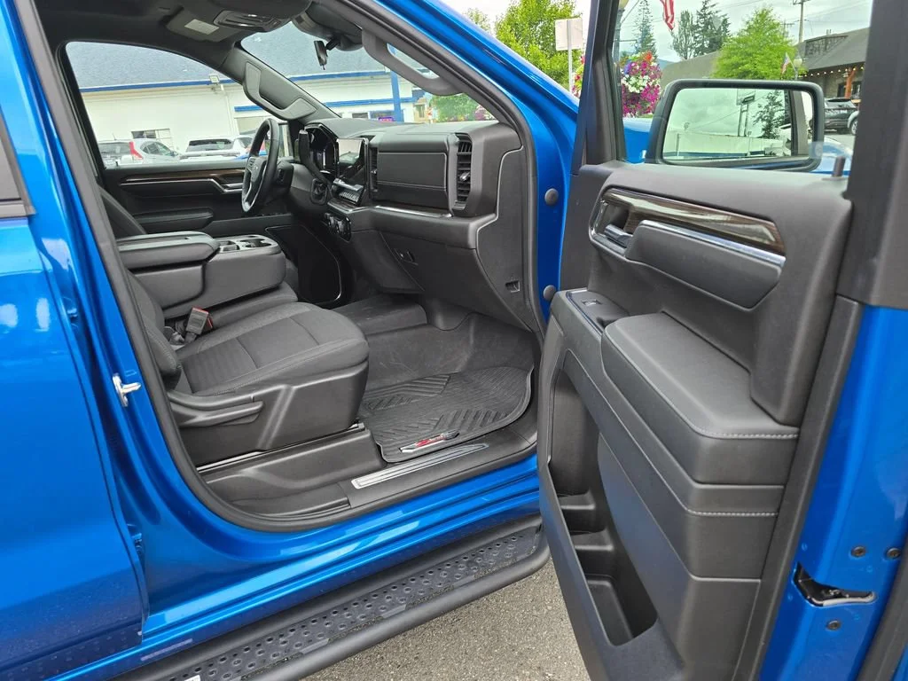 Used 2023 Glacier Blue Metallic Chevrolet RST image 16
