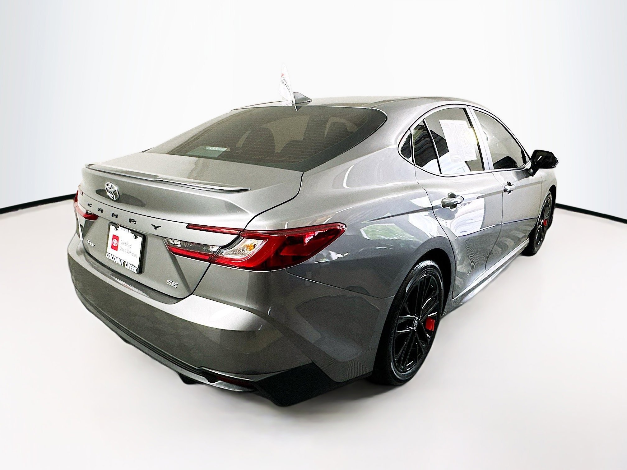 2025 Toyota Camry thumbnail 5