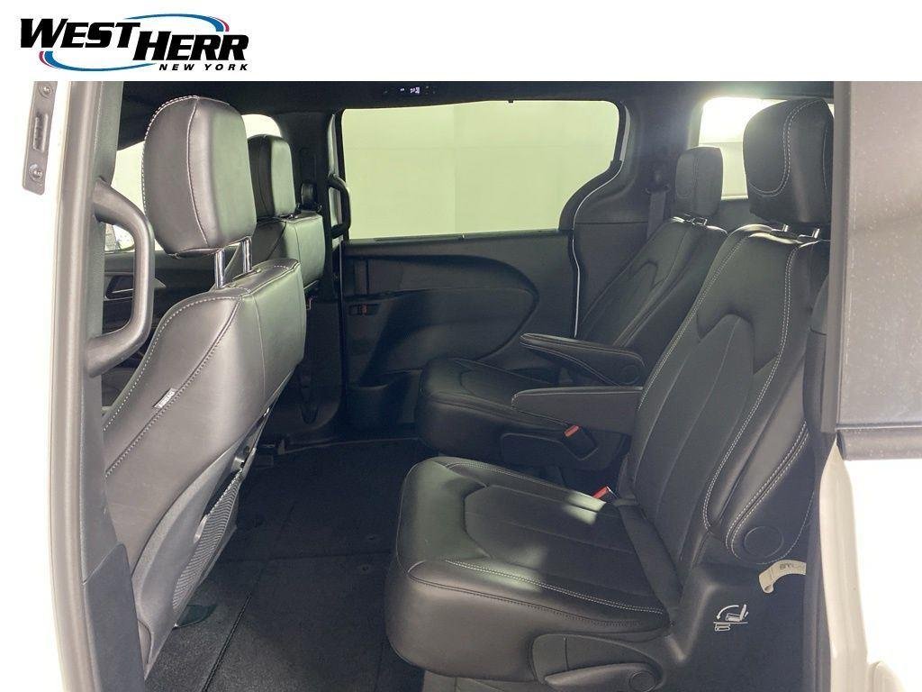 Used 2026 Bright White Clearcoat Chrysler Select image 15