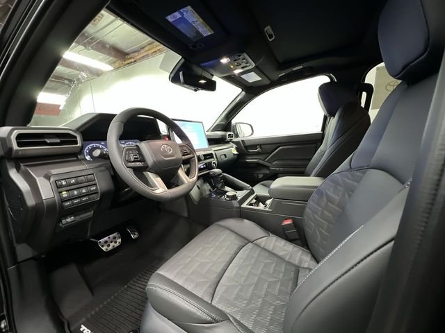 2025 Toyota Tacoma TRD Sport - Photo 10