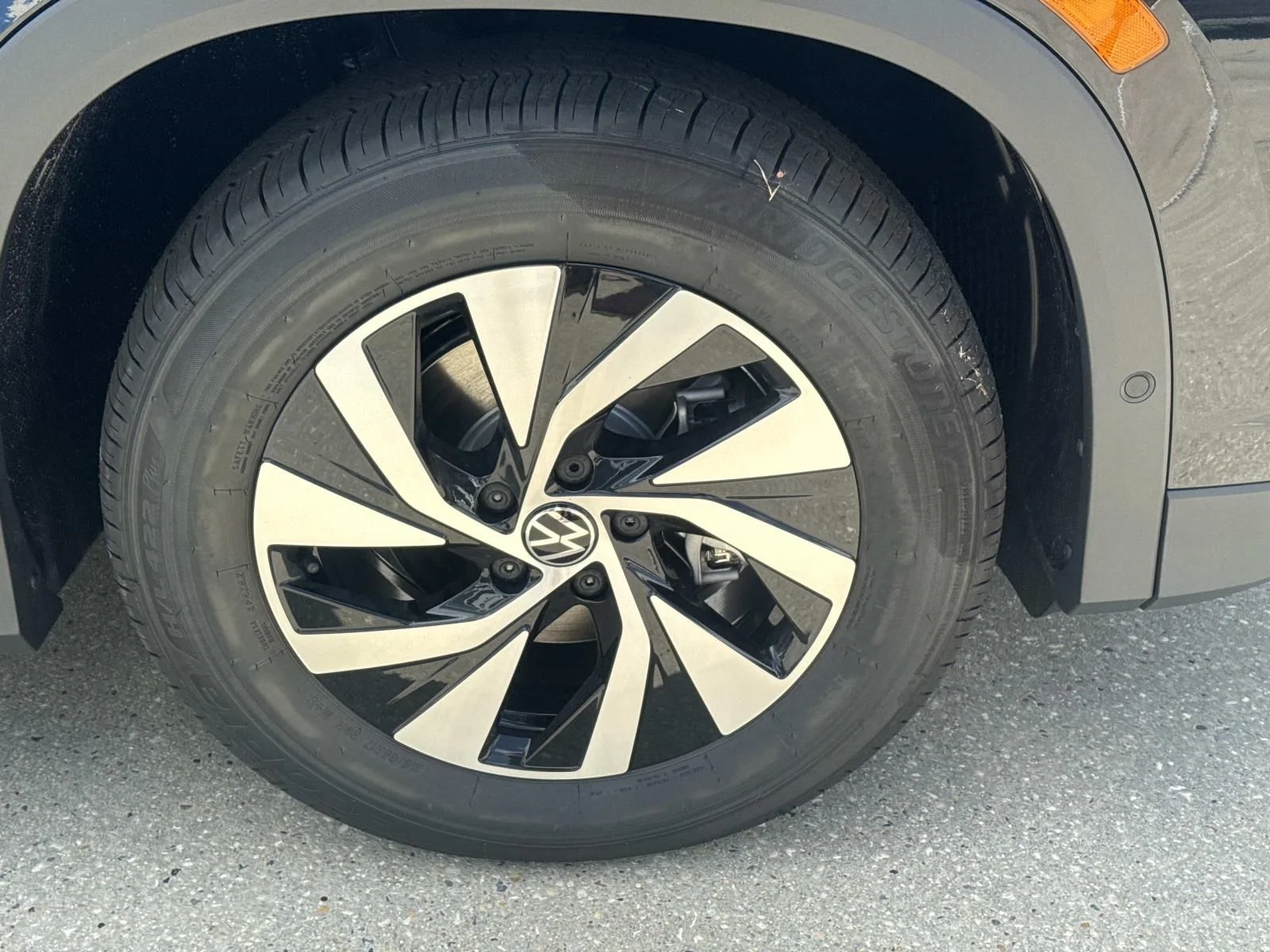 New 2026 Black Volkswagen 2.0T S image 3