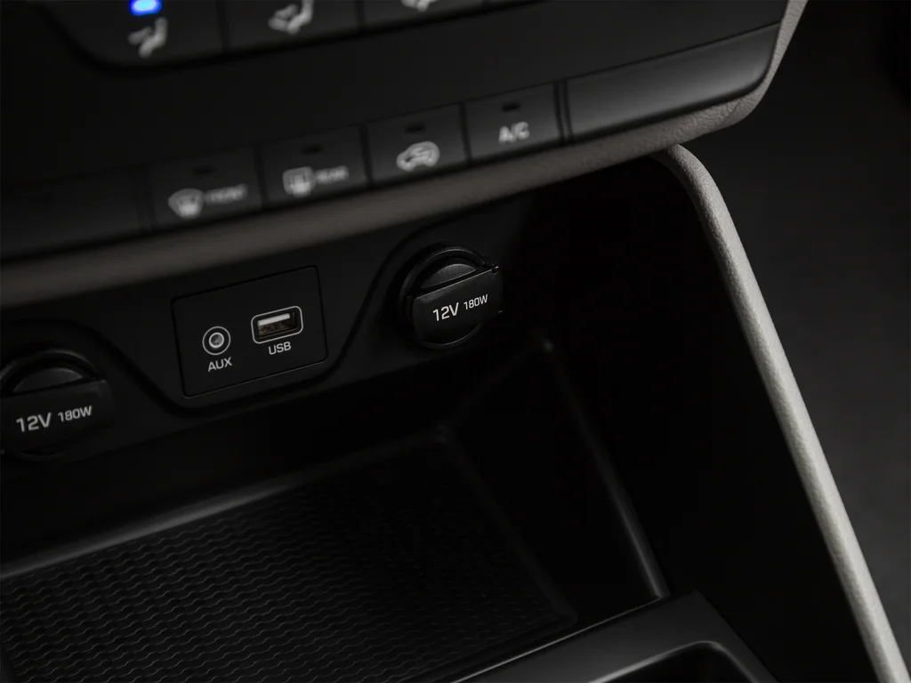 Used 2018 Gray Hyundai SEL image 44