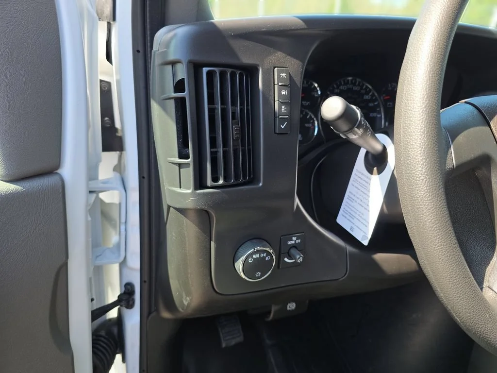 2026 Chevrolet Express Cargo Work Van - Photo 18