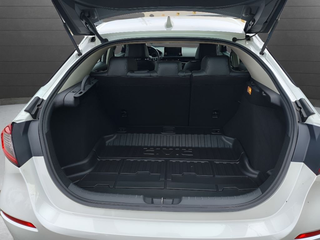 2023 Honda Civic Hatchback EX-L - Photo 28