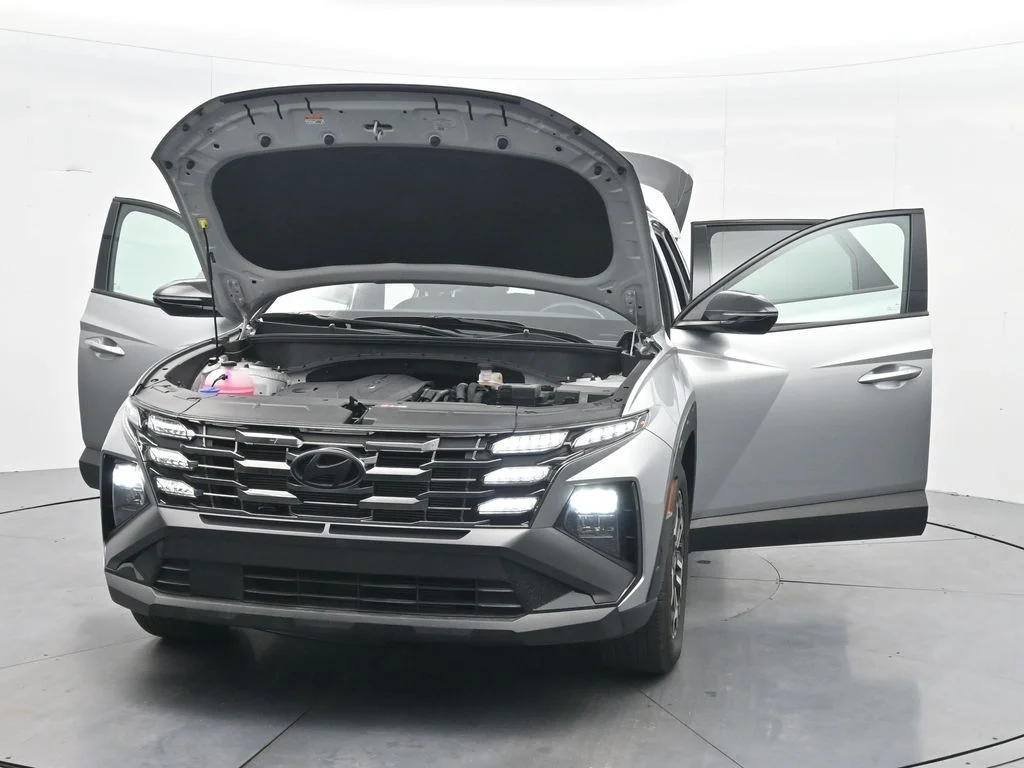 Certified Used 2025 Shimmering Silver Hyundai XRT image 43