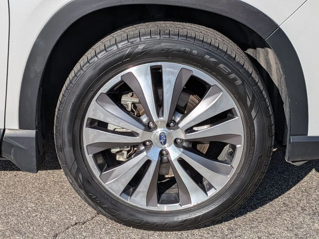 Used 2022 White Subaru Touring image 9