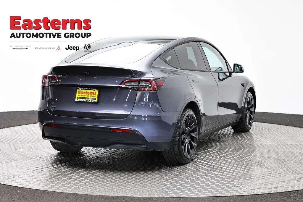Used 2021 Gray Tesla Long Range image 5
