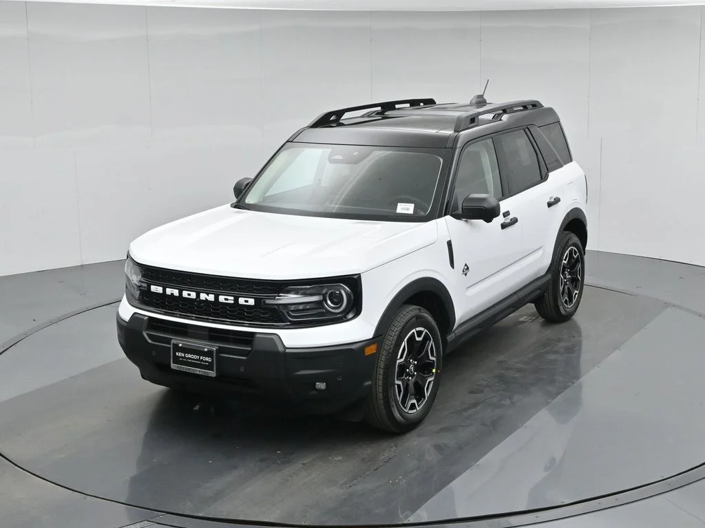 New 2026 Oxford White Ford Outer Banks image 41