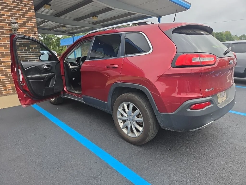 Used 2016 Red Jeep Limited image 4