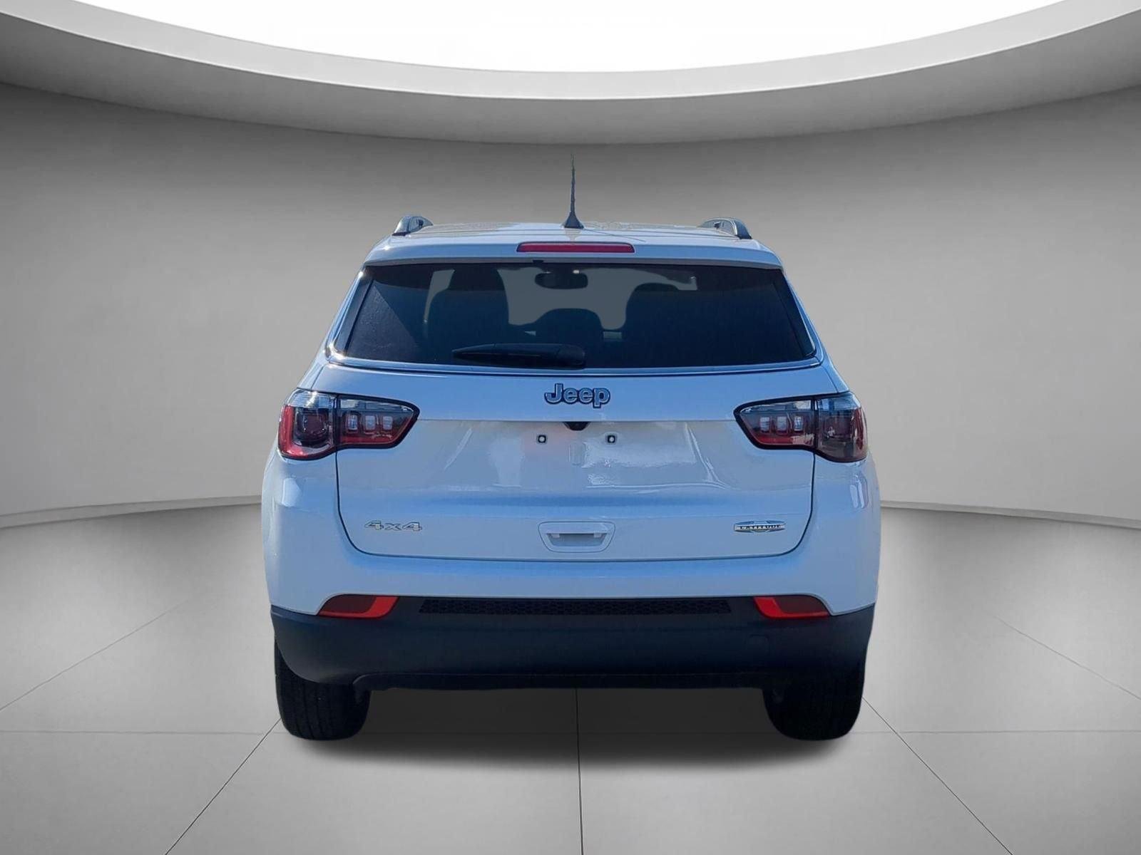 Used 2026 Bright White Clearcoat Jeep Latitude image 4