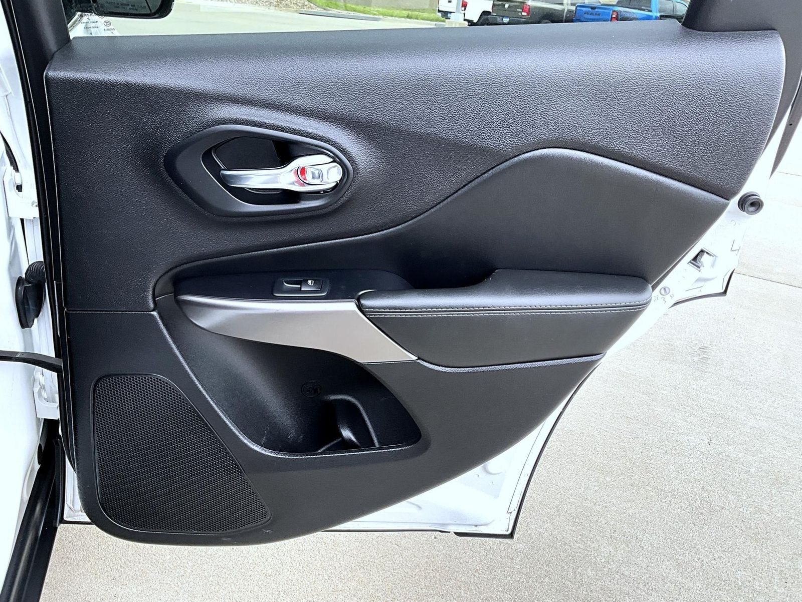 Used 2021 White Jeep Limited image 18