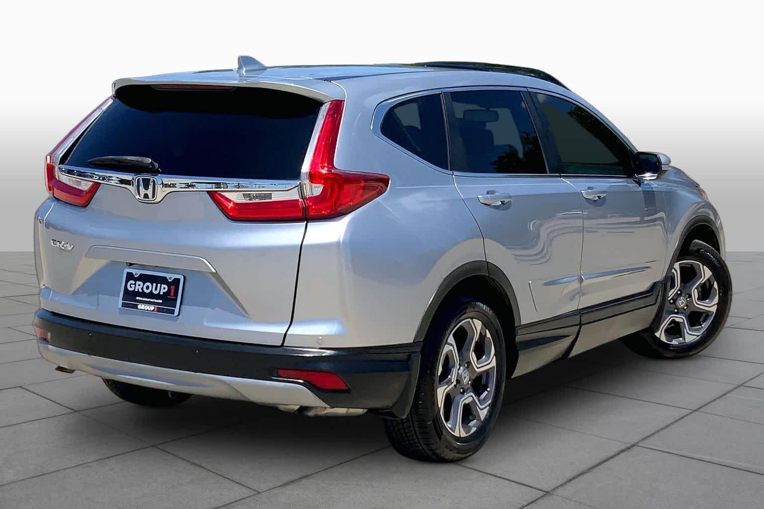Used 2018 Lunar Silver Metallic Honda EX-L image 13