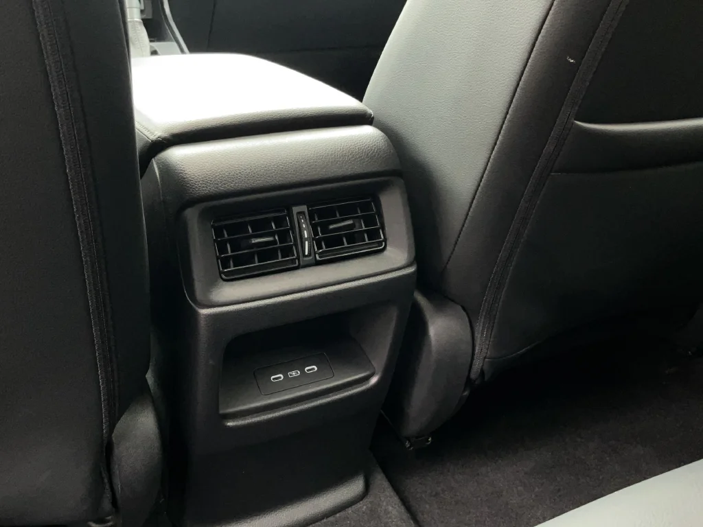 Used 2024 Black Honda EX-L image 33
