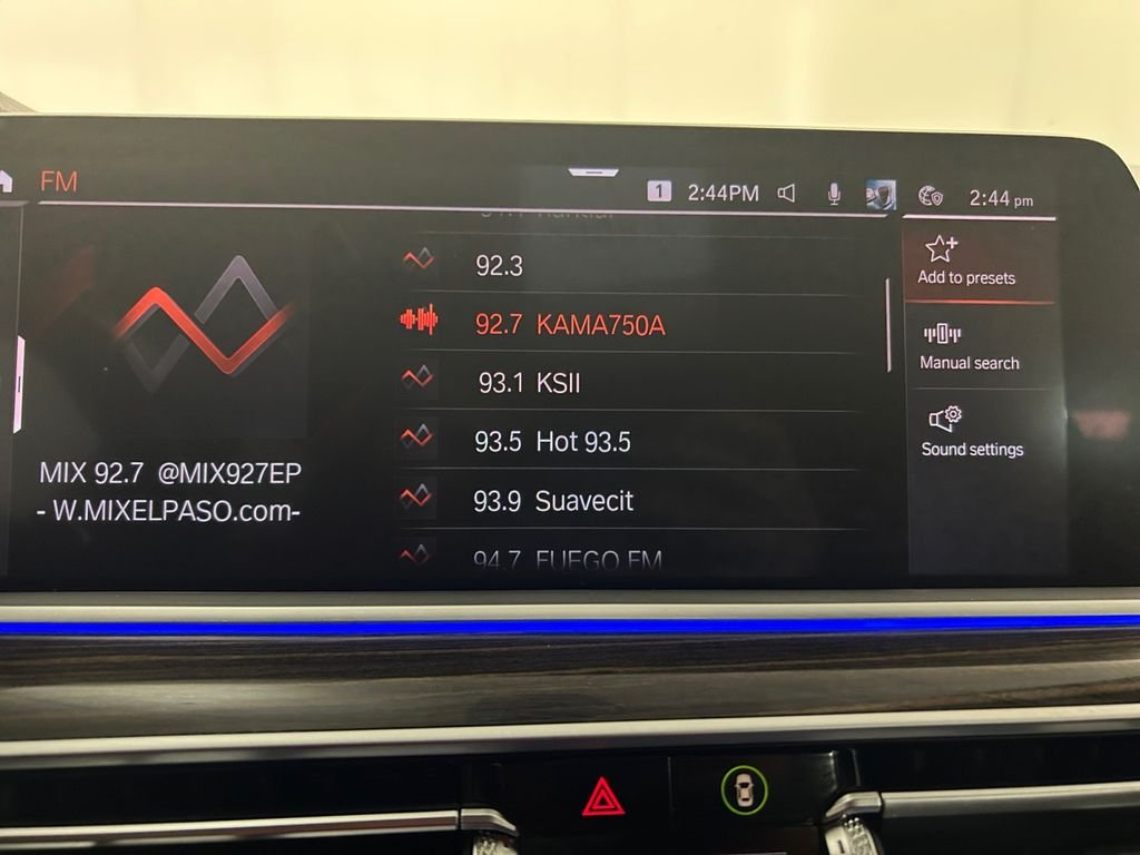 Used 2020 Black BMW sDrive40i image 11