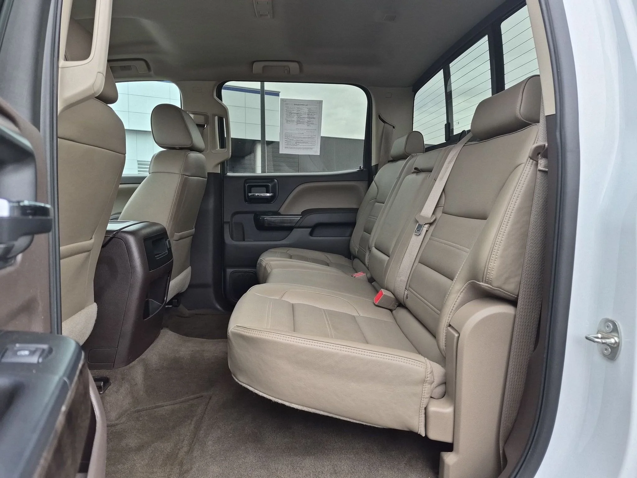 Used 2016 White Frost Tricoat GMC Denali image 19
