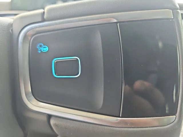 Used 2025 Gray Ford Active image 18
