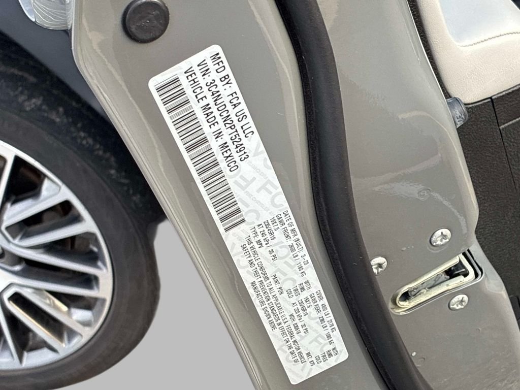 Used 2023 Gray Jeep Limited image 22