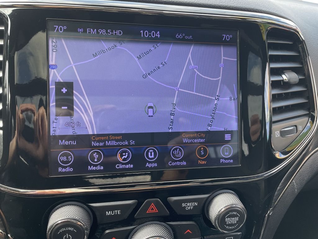 Certified Used 2019 White Jeep Limited X image 19