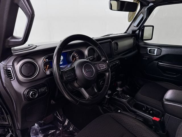 Used 2021 Black Jeep Sport image 9