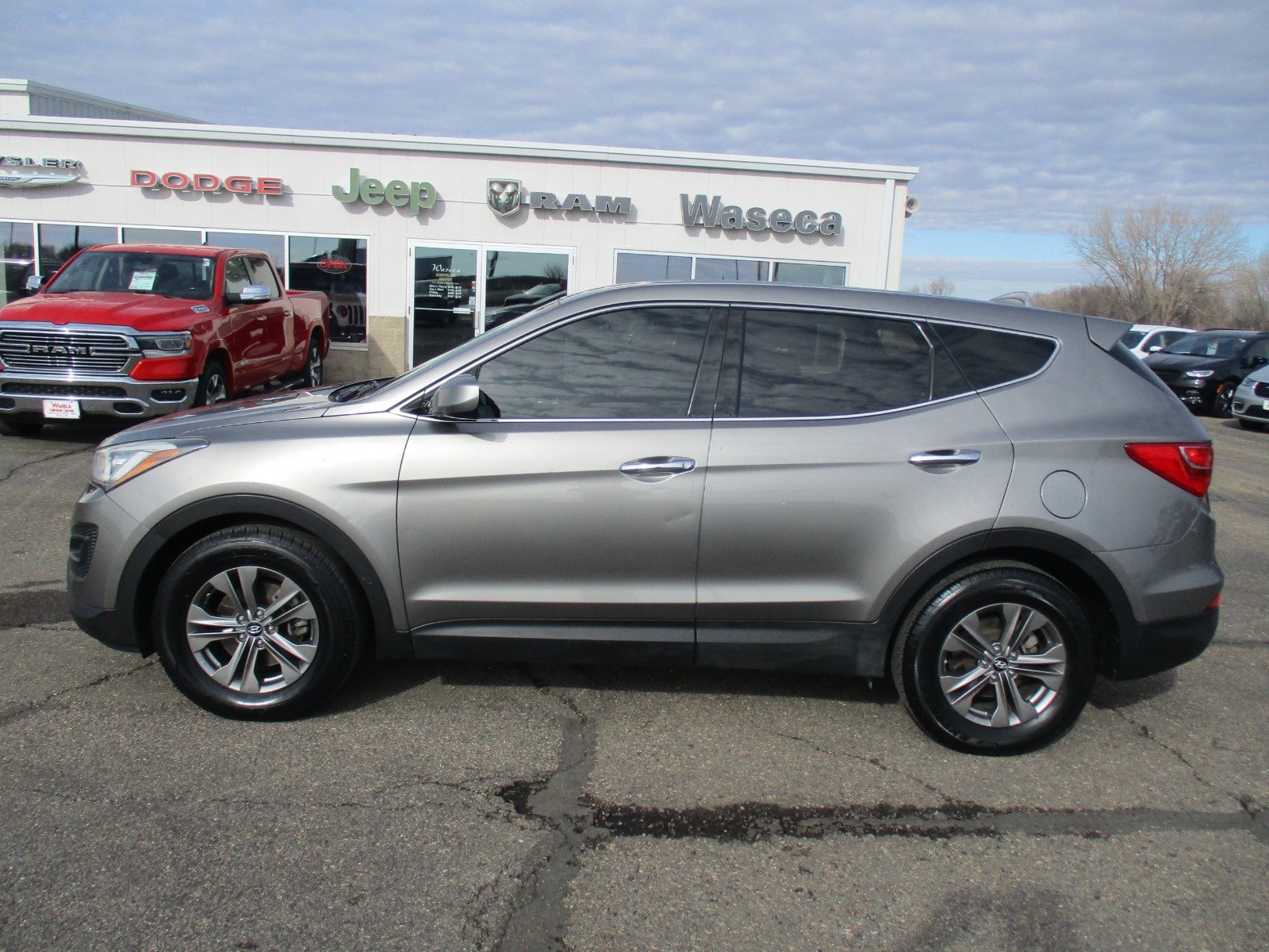 Used 2013 Hyundai Santa Fe Sport with VIN 5XYZTDLBXDG051895 for sale in Waseca, Minnesota