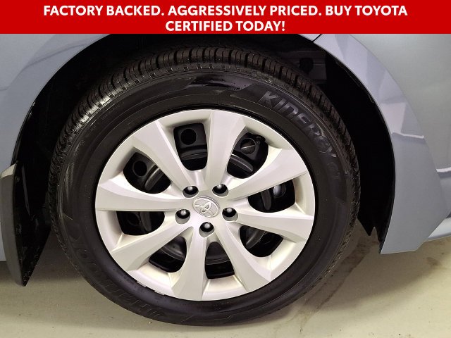 Used 2026  Toyota LE image 9