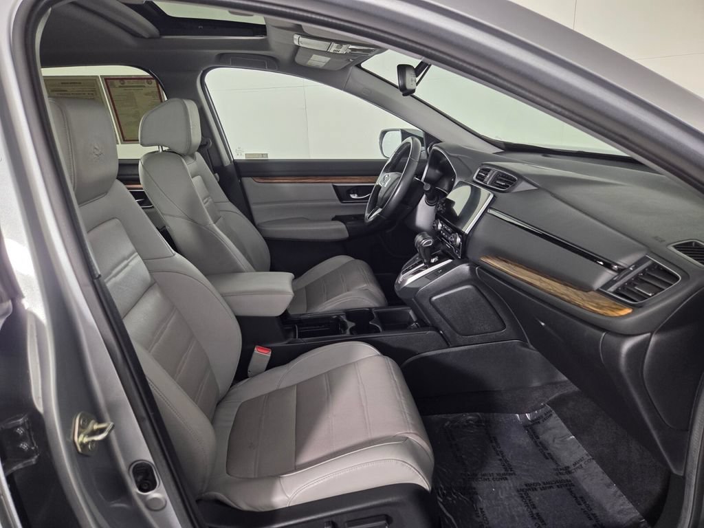 Certified Used 2019 Lunar Silver Metallic Honda Touring image 32