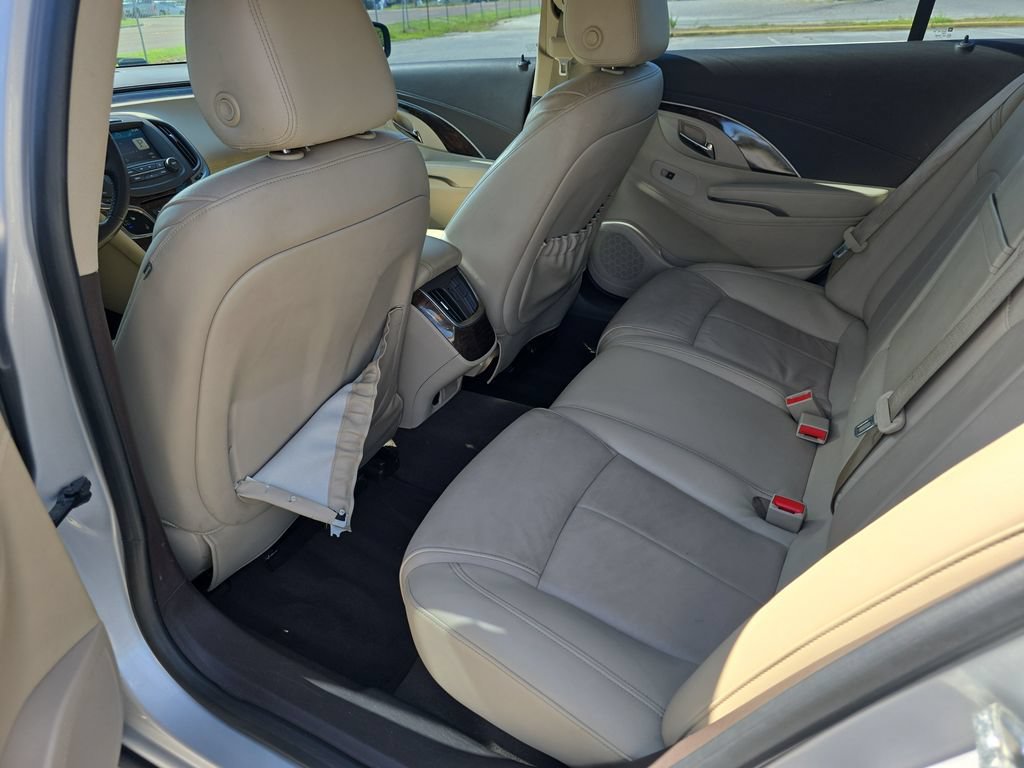 Used 2015 QUICKSILVER METALLIC Buick Leather image 30