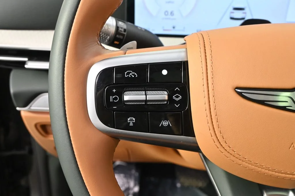 Used 2025  Genesis 3.5T Prestige image 33