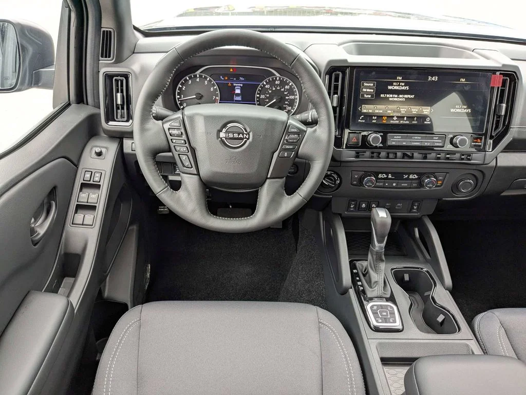 New 2026 Super Black Nissan Crew Cab SV image 10