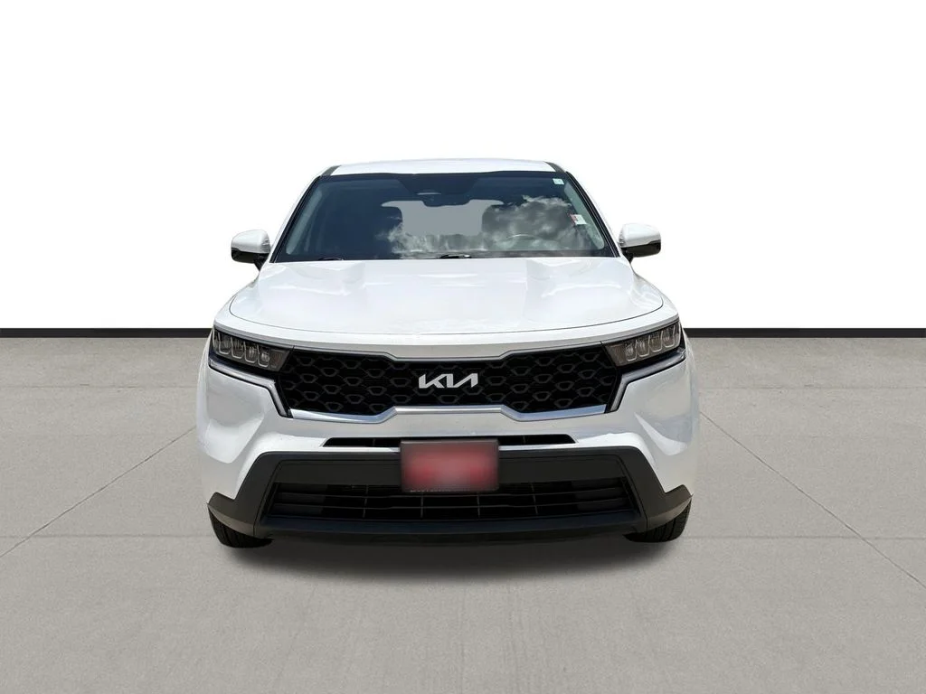 Used 2023 Glacial White Pearl Kia LX image 2