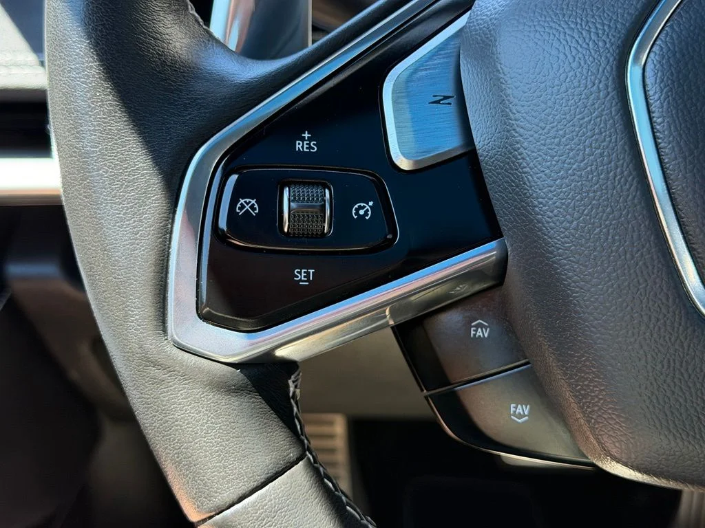Used 2023 Gray Chevrolet Stingray image 14