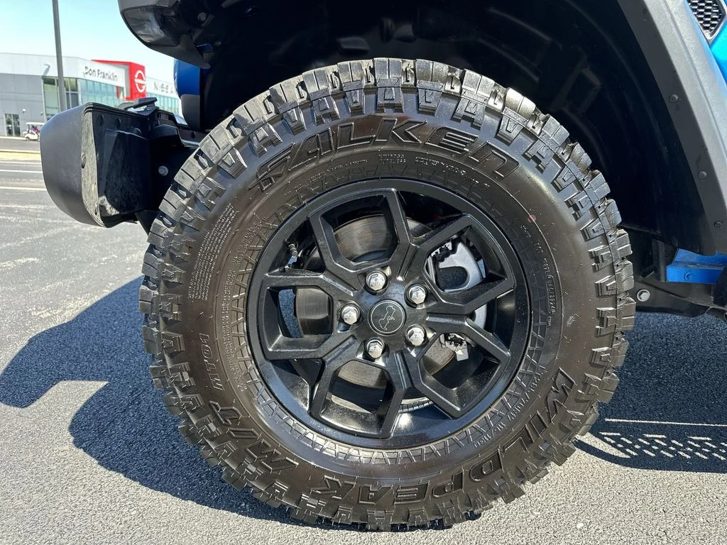 Used 2025 Blue Jeep Willys image 16