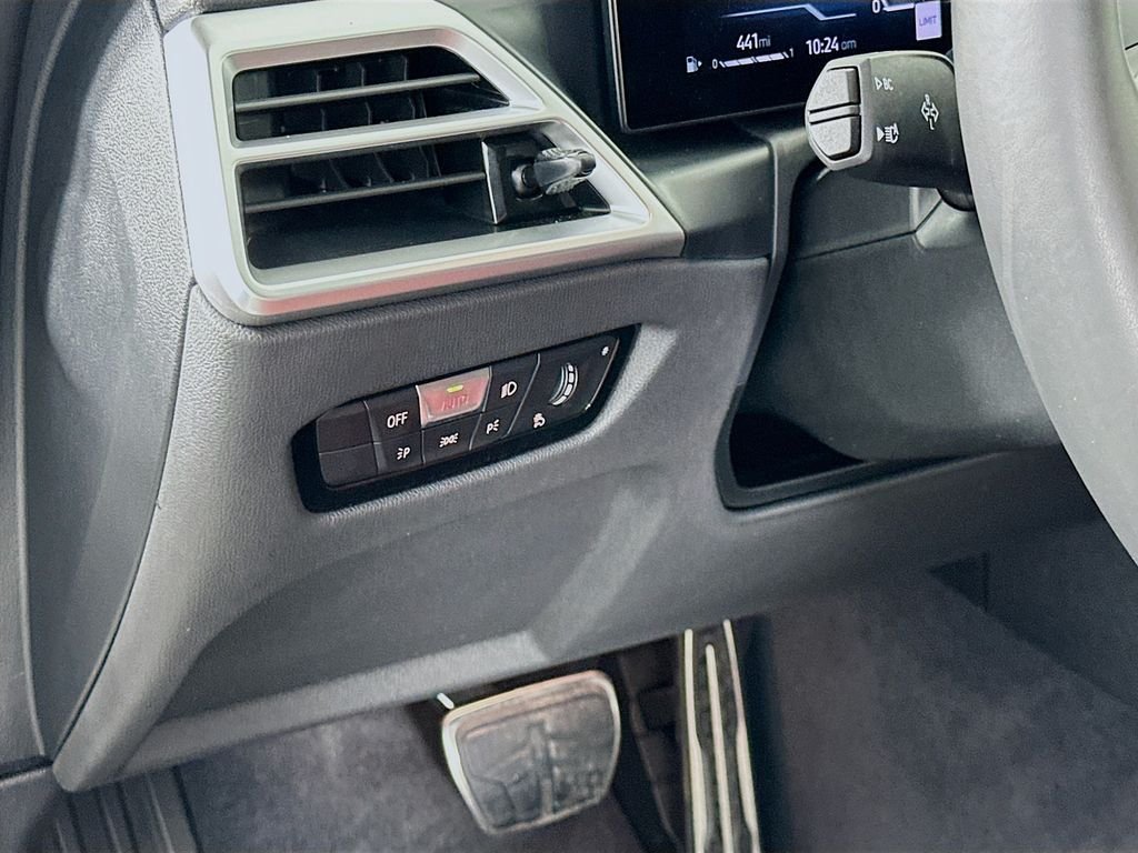 2025 BMW 4 Series 430i - Photo 10