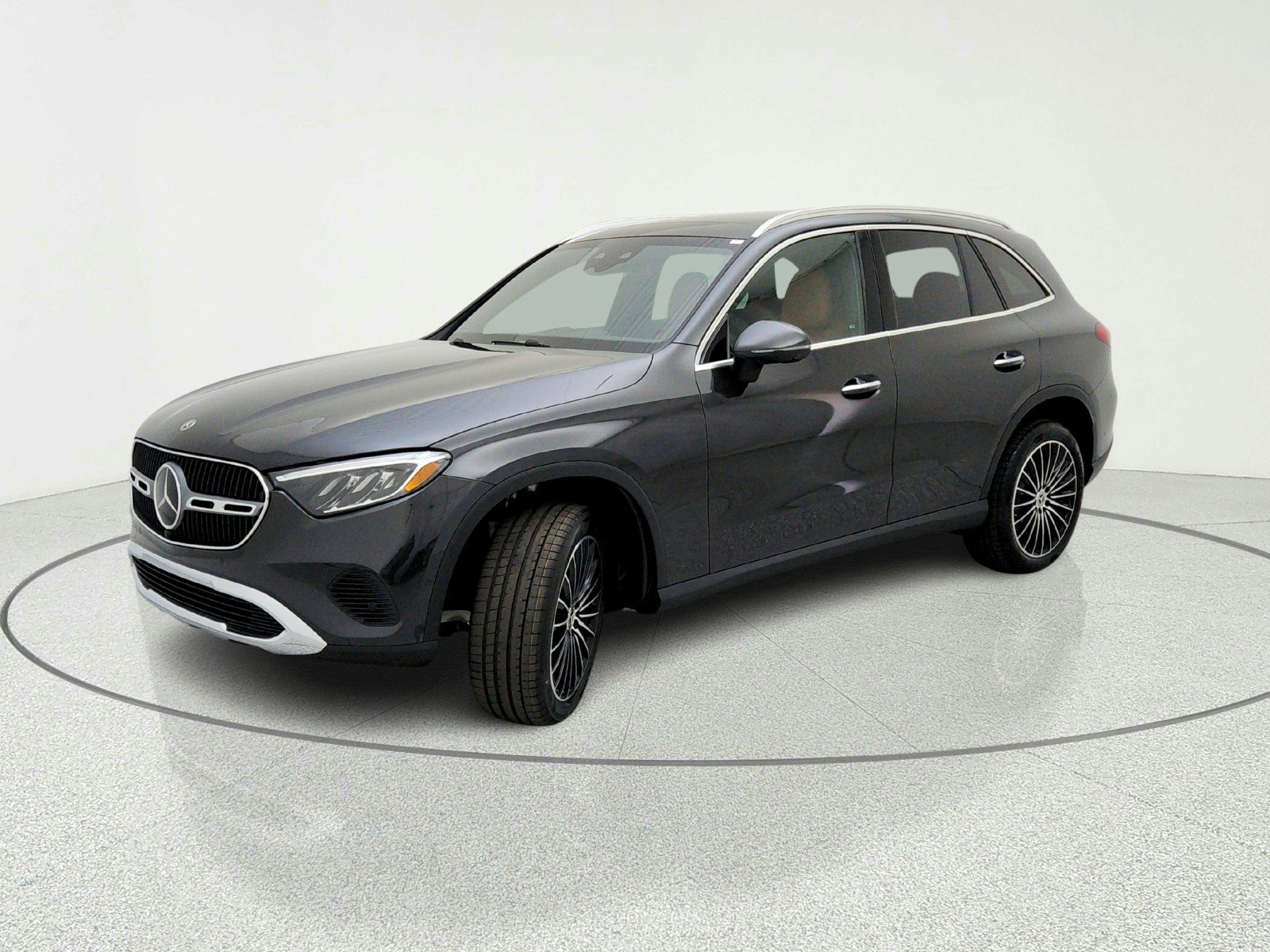 2026 Mercedes-Benz GLC GLC 300's photo